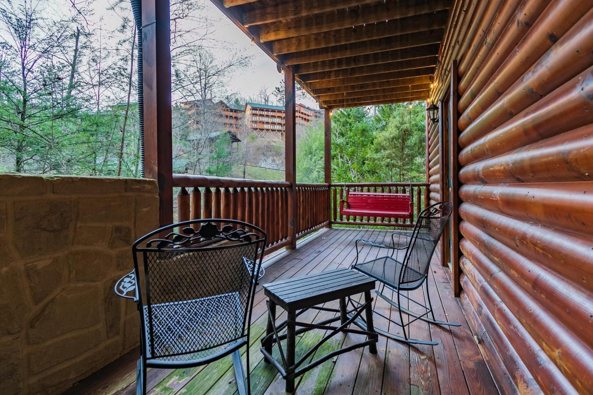 Spacious Resort Log Cabin, Easy Drive, Hot Tub, Arcade Gameroom, Mountain Vibe Gatlinburg Exterior foto
